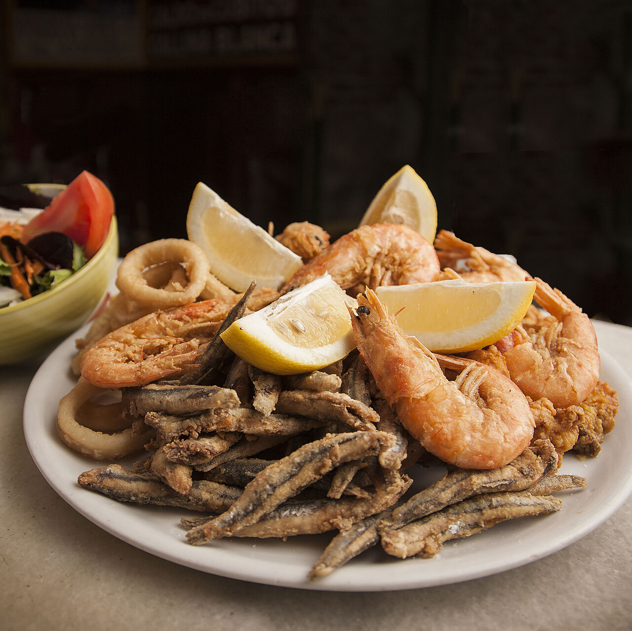 Fritura de pescaítos. 