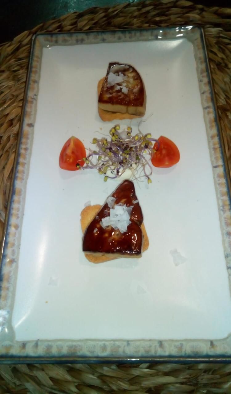 Hígado de pato fresco a la plancha 