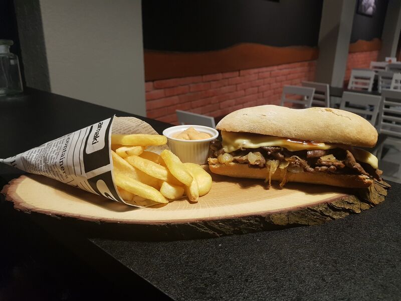 Steak sandwich- danie dla miłośników mięsa i wołowiny :)