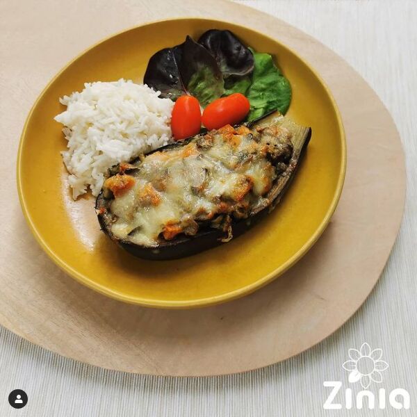 BERINGELA RECHEADA COM LEGUMES