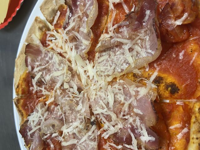 Pizza Amatriciana