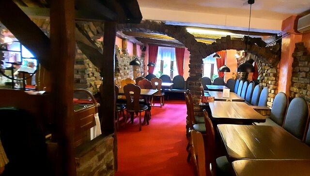 Essen im rustikalem Flair