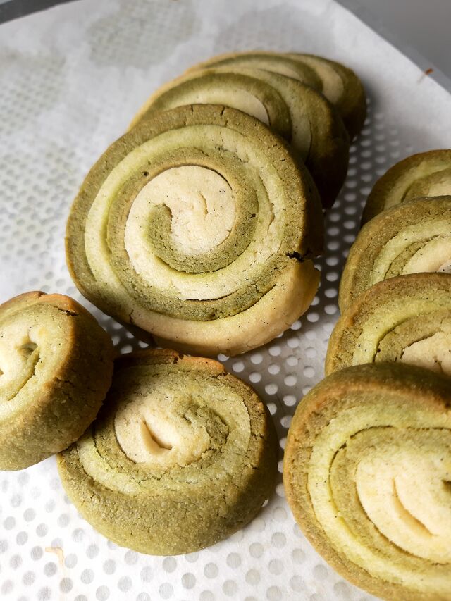 Biscuit spiral vanille thé matcha