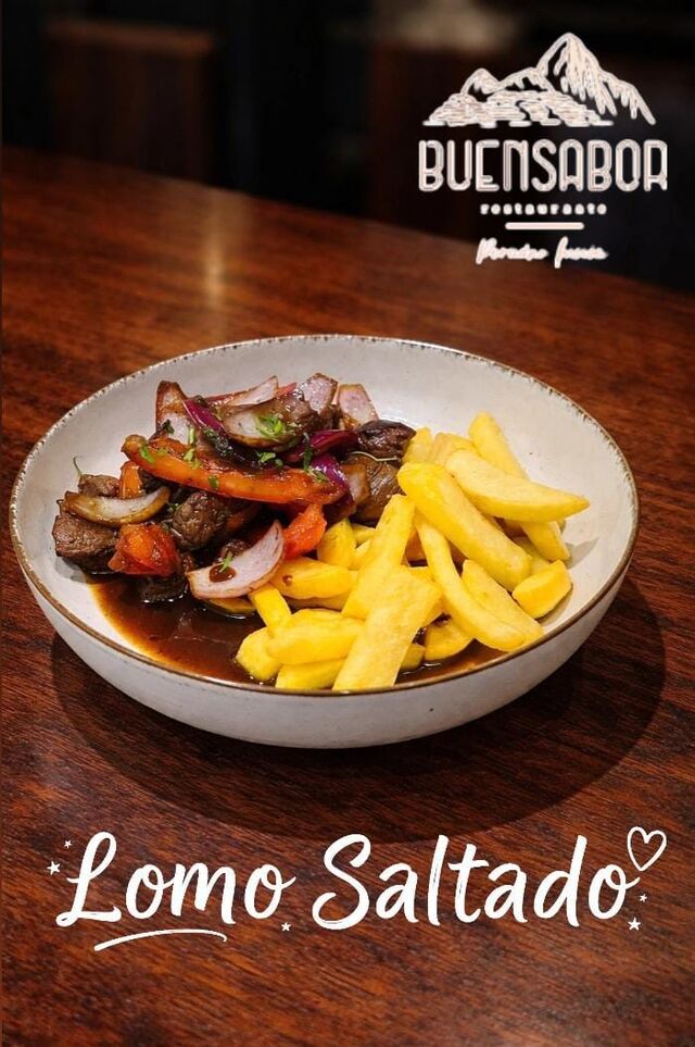 Lomo saltado