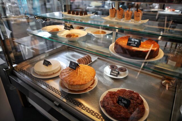 Vitrine des desserts maison 