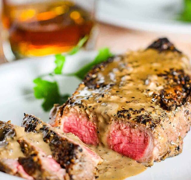 Steak au Poivre à Dom Pedro
(escolha a sua guarnição)