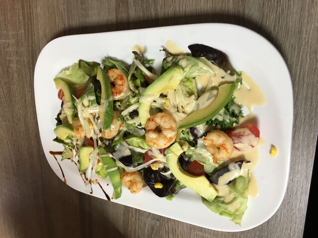 Salade avocat crevette.