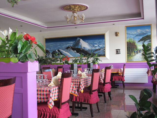 Notre salle qui est très bien équipée avec le système de musique, climatisée pour l'été et chauffage pour l'hiver