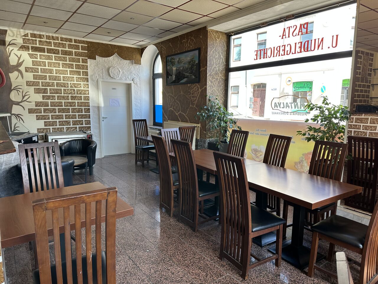 Sitzmöglichkeiten im Restaurant 