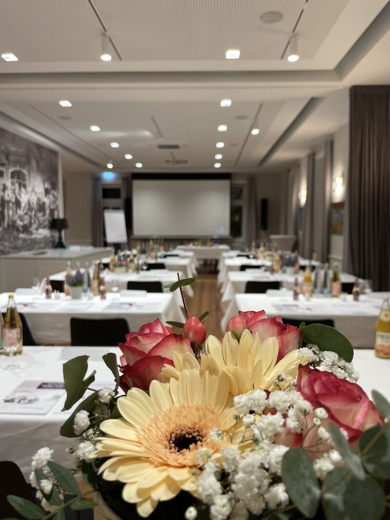 Veranstaltungen und Versammlungen