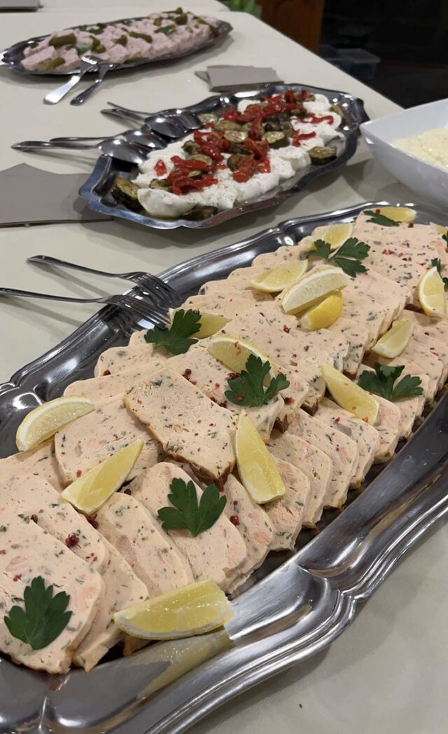Terrine de Saumon / Burrata au légumes du soleil