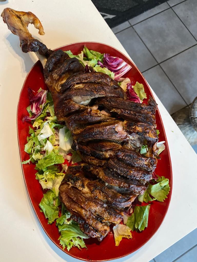 Méchoui de gigot d'agneau