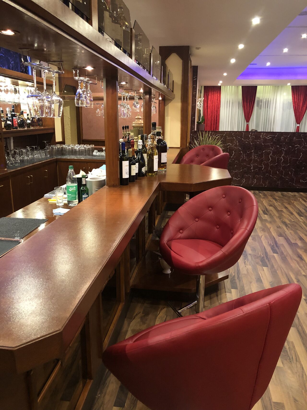 Genießen Sie unsere neuen Cocktails an unserer Bar