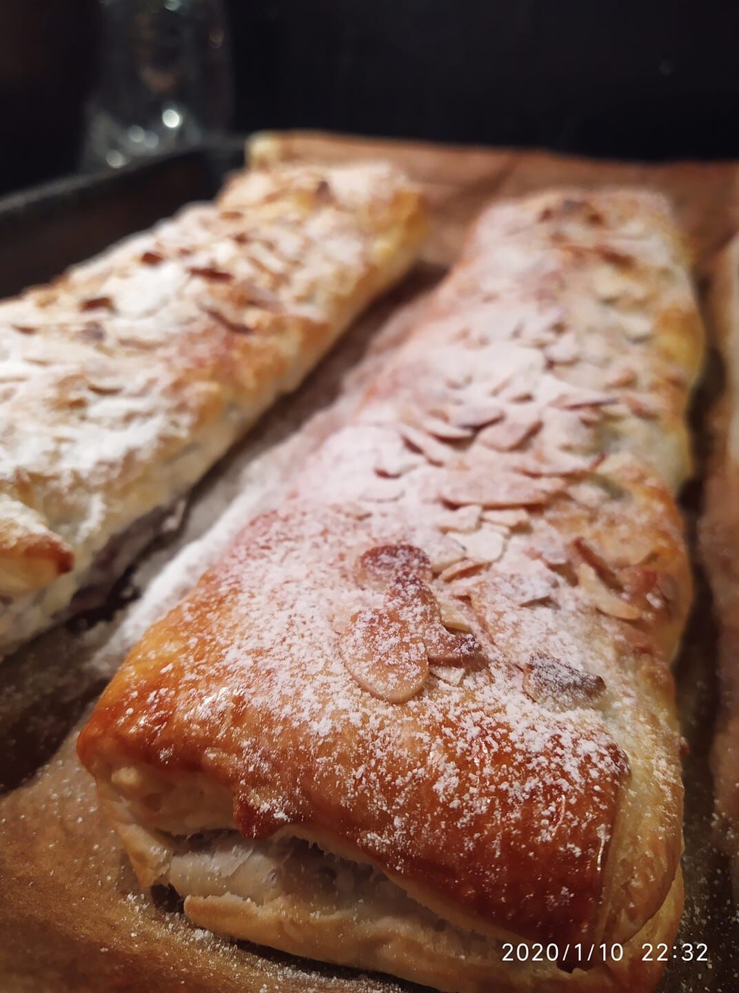 Hruškový štrúdl s ořechy