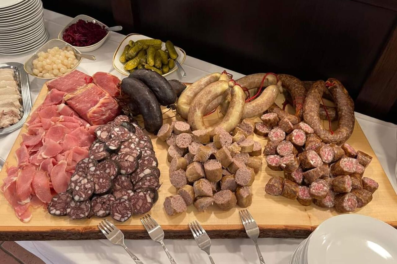 RUSTIKALES BAUERNBUFFET