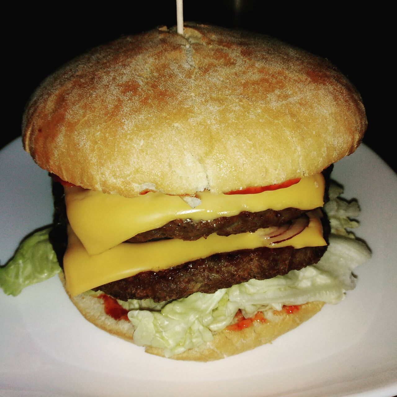 Rustikal Double Cheeseburger.
Nur im Toaster Club