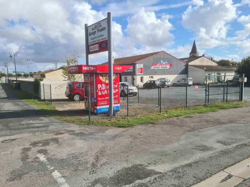 Distributeur de Aulnay (17)