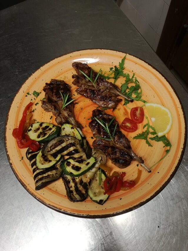 COSTINE D AGNELLO ALLA GRIGLIA