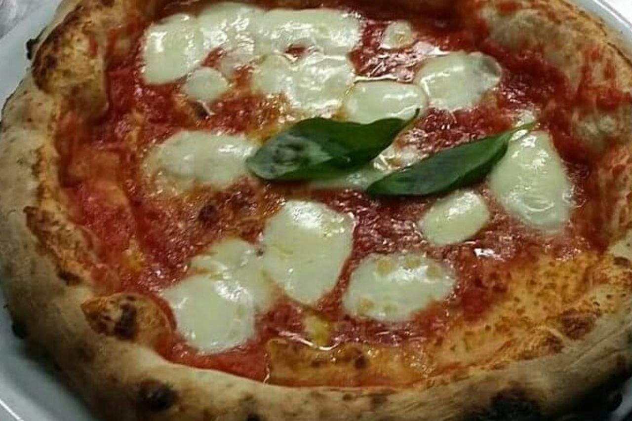 Margherita con mozzarella di Bufala campana DOP