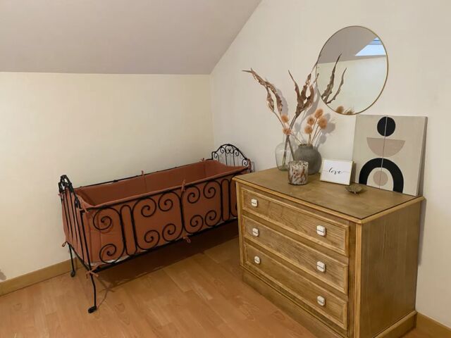 Chambre Rose, lit Bébé