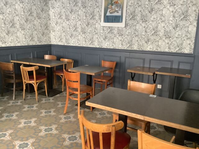 l'arrière-salle