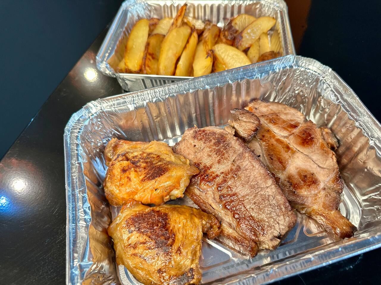 Carne mista con patate al