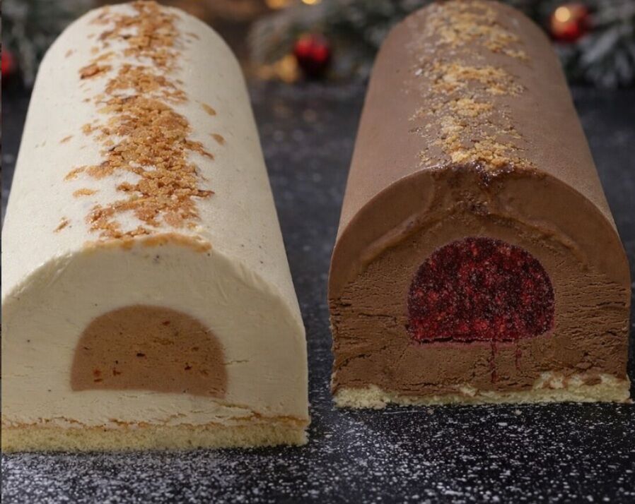 • BÛCHES DE NOËL • Mes bûches de Noël 2025 chocolat noir insert framboise et chocolat blanc/vanille insert praliné