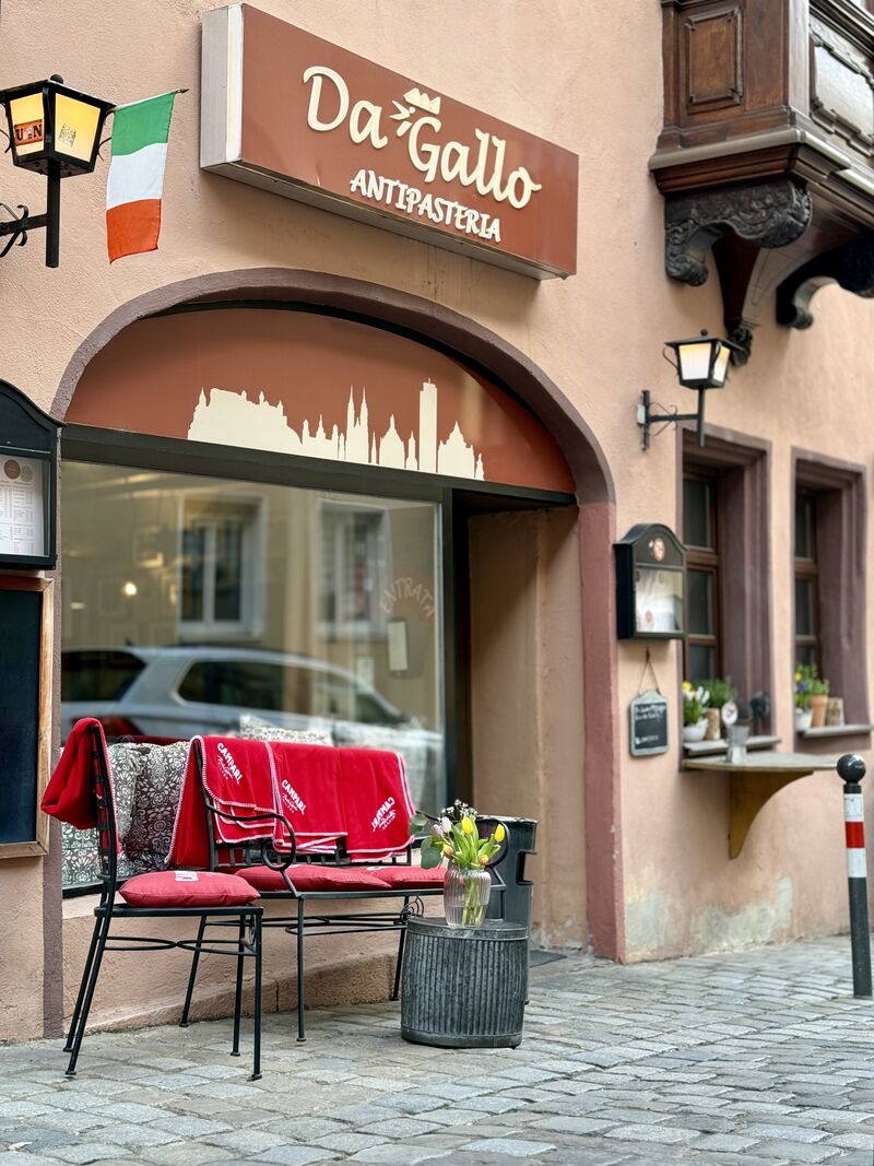 Willkommen in der Antipasteria Da Gallo