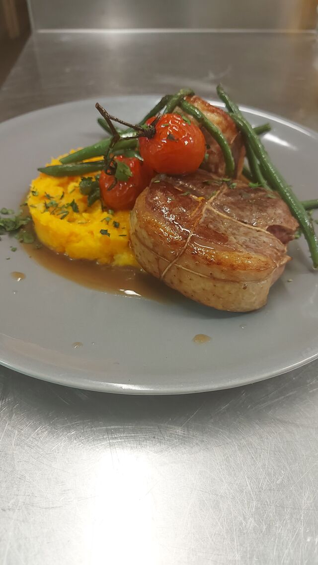 Tournedos de Canard et purée de carottes 