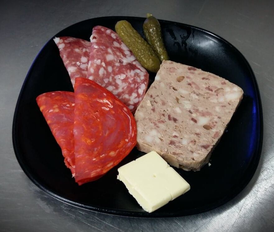 Assiette de charcuterie