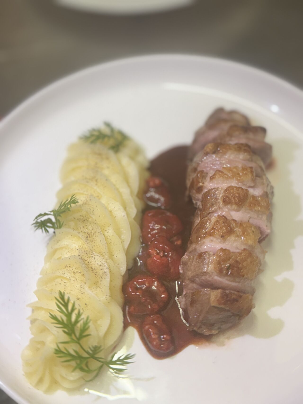 Magret de canard sauce fruits rouges