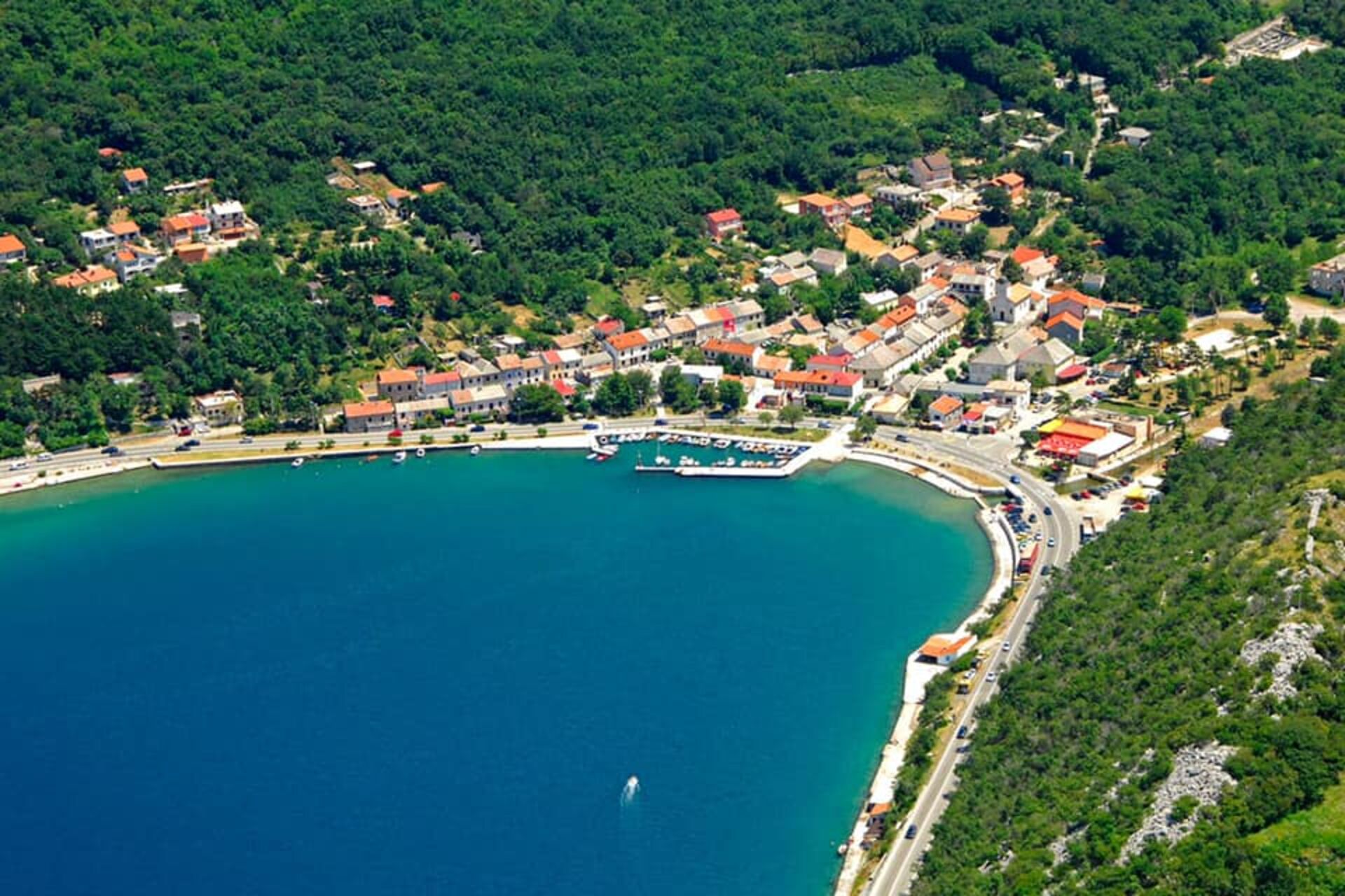 Visit Bakarac – Malo mjesto za velike gušte!