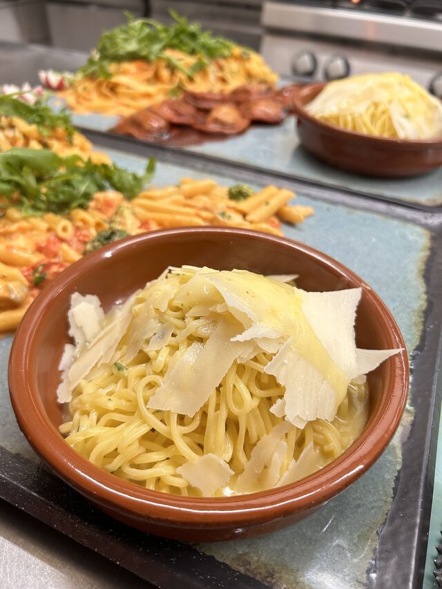 Gemischte nudelplatte 