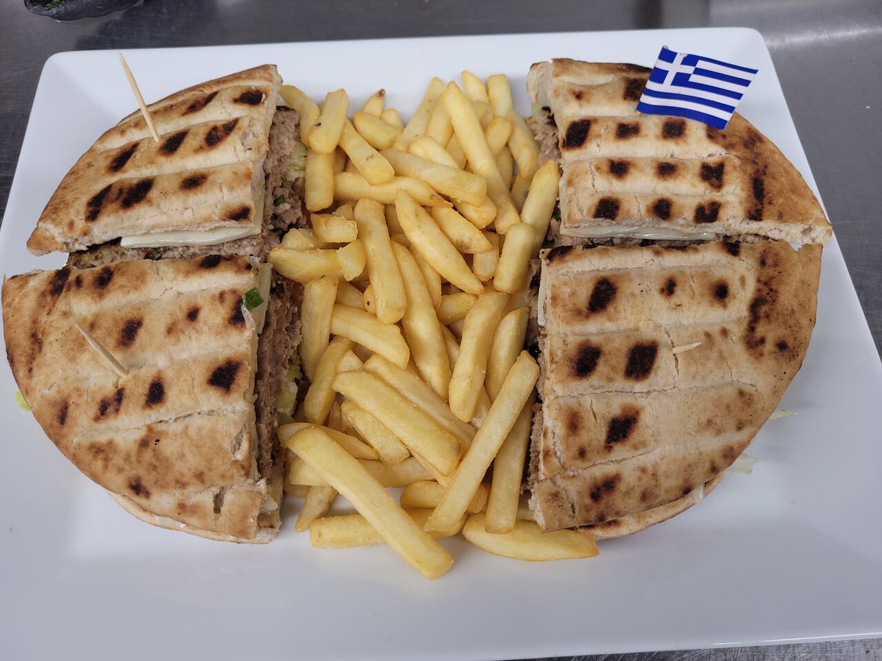 GREEK STYLE BIFTEKI CLUB 