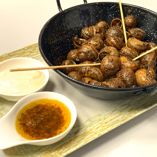 Caracoles Gormanda con dos salsas