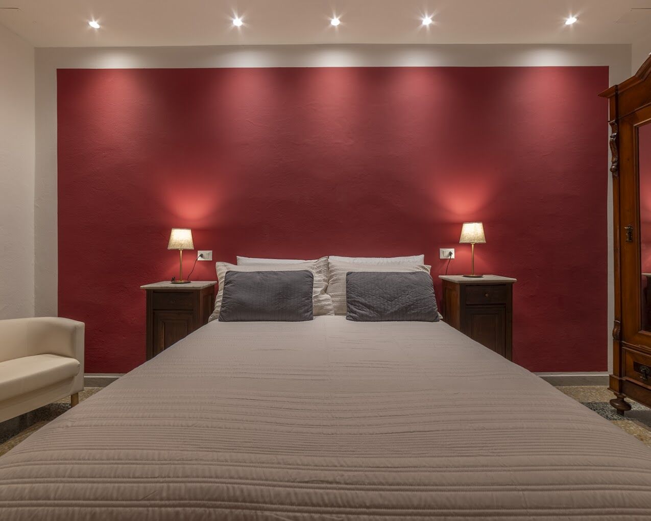 King deleuxe double room 17 mq