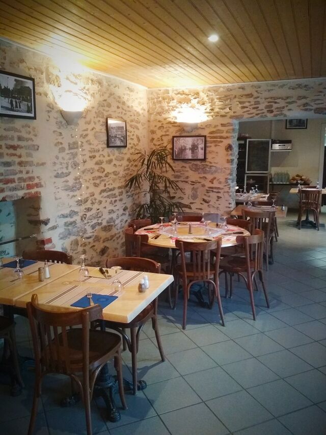 - Salle de Restaurant -