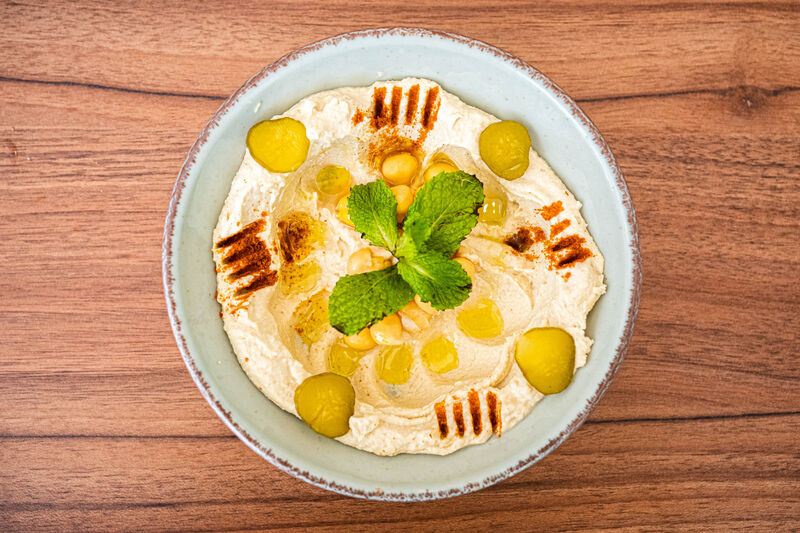 HUMMUS