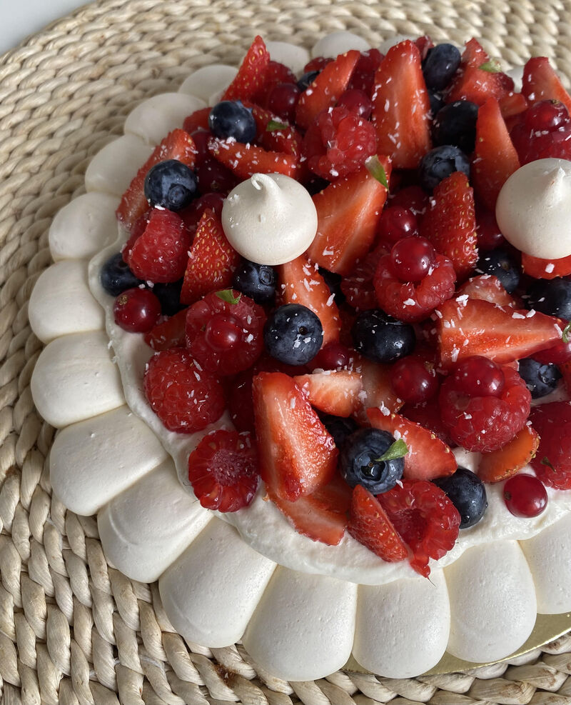 Pavlova aux fruits rouges