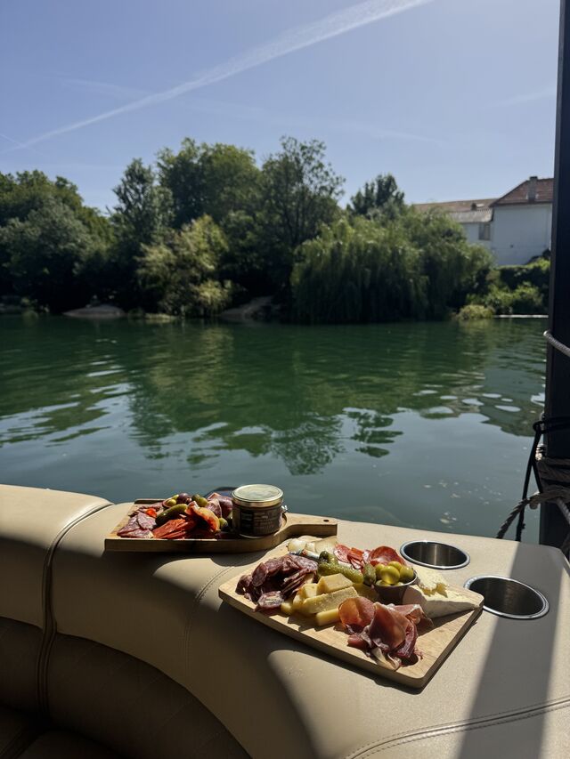 Nos magnifiques planches de charcuterie et de fromage 