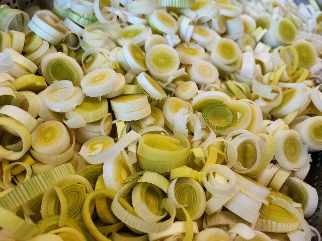 C'est parti pour la cuisson de la fondue de poireaux 