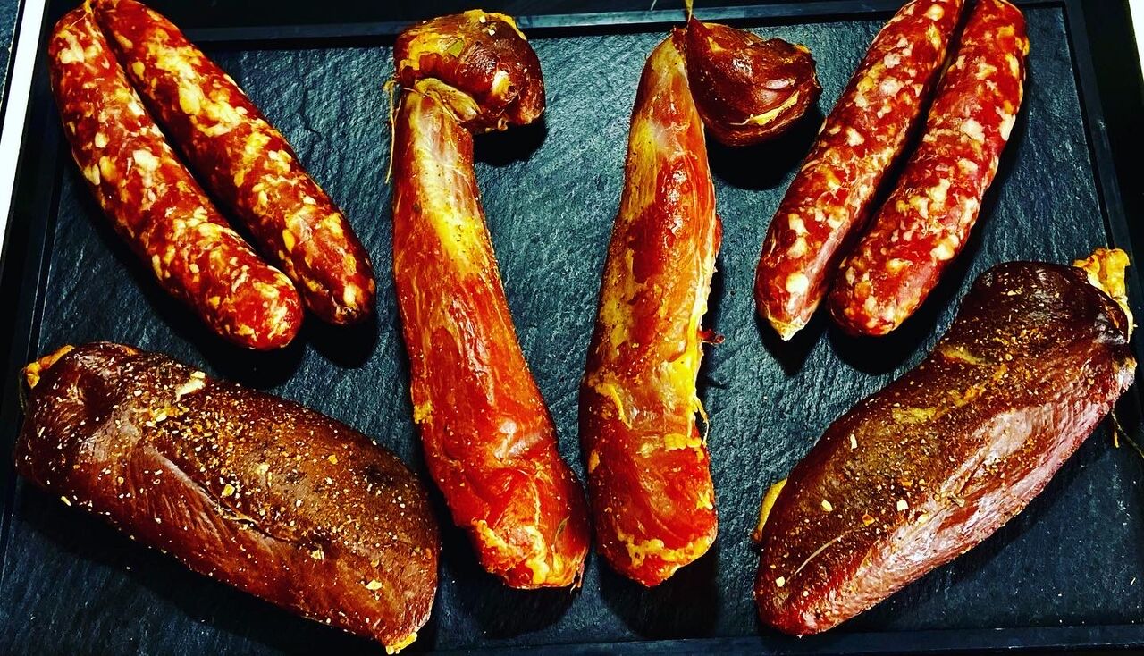 Saucisses filet mignons et magrets fumés 