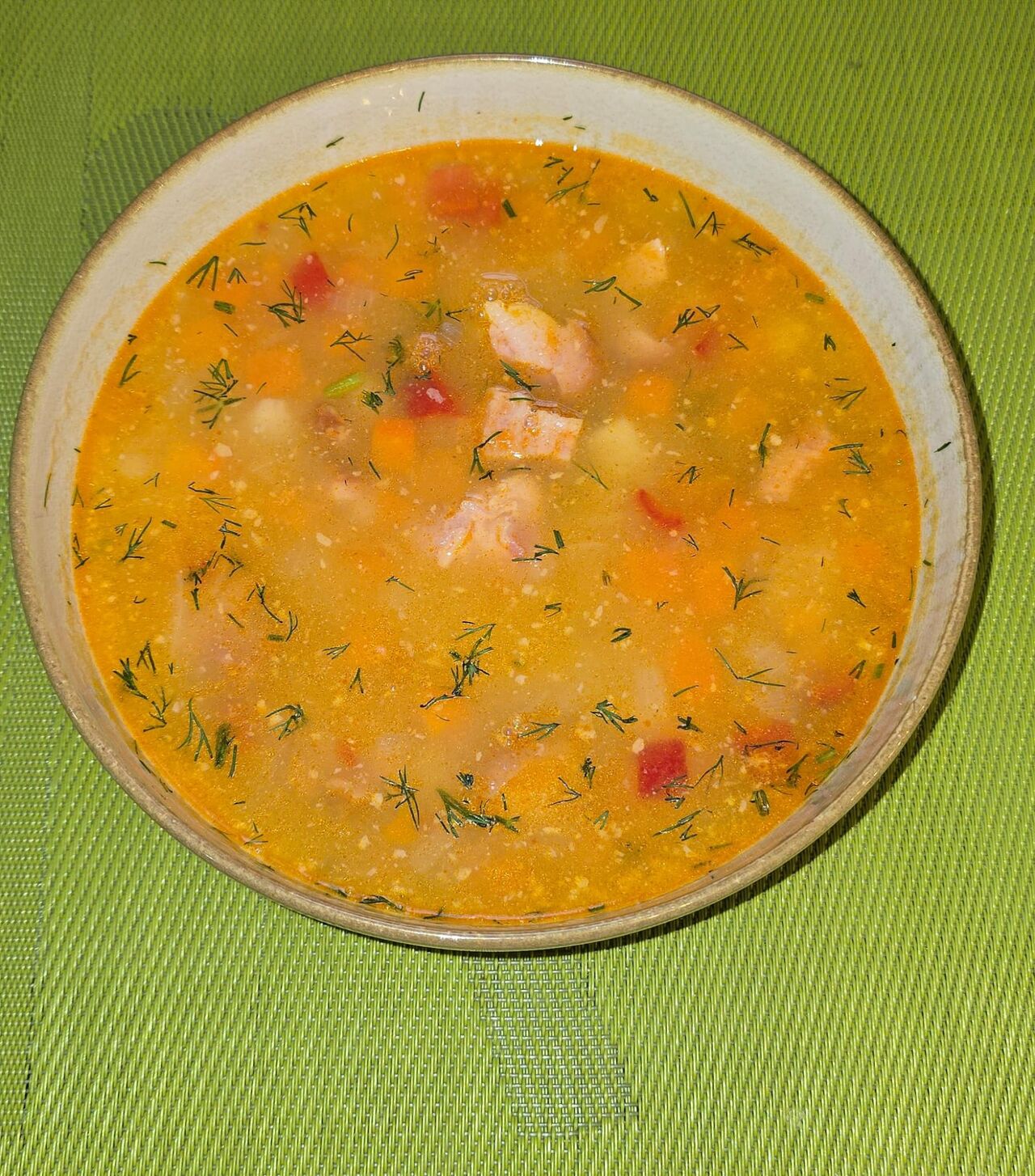 Ciorbă de fasole uscată cu afumătură