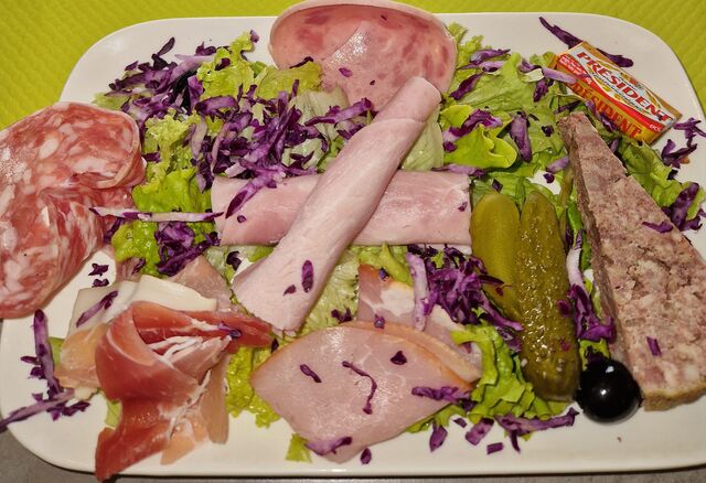 entrée de charcuteries