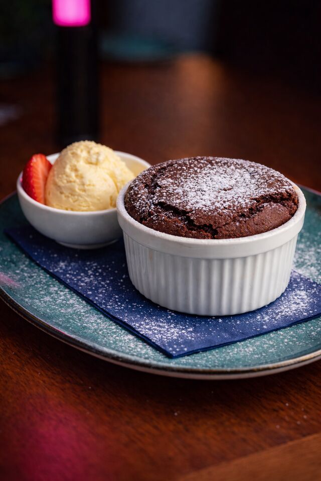 Warmer Schoko-Souﬄé