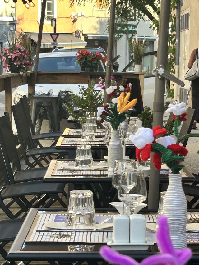 Notre terrasse où il fait bon vivre !