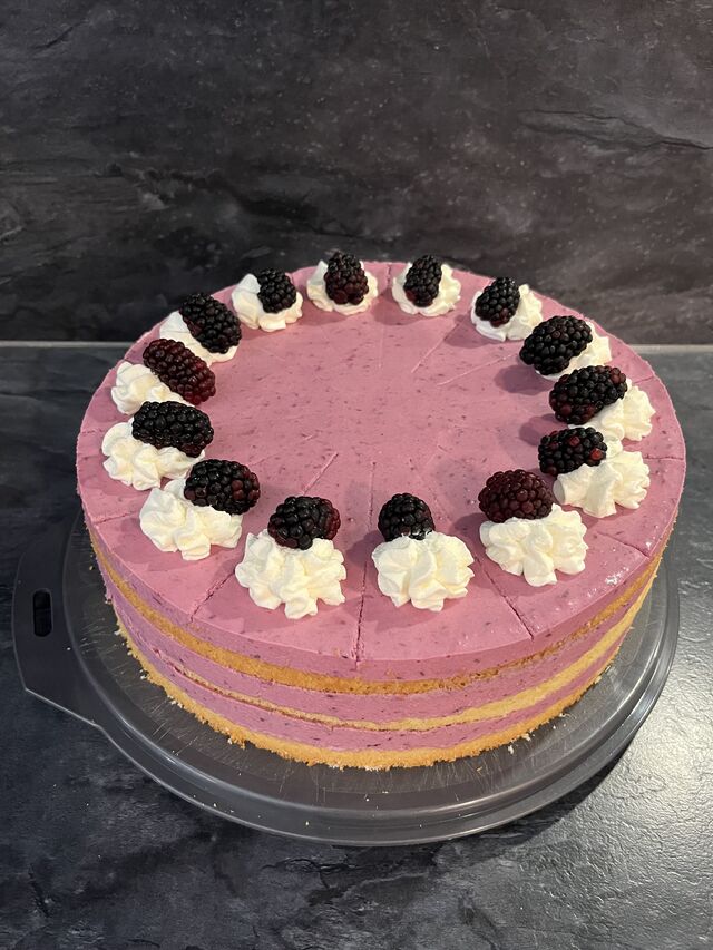 Brombeer-Quark-Torte