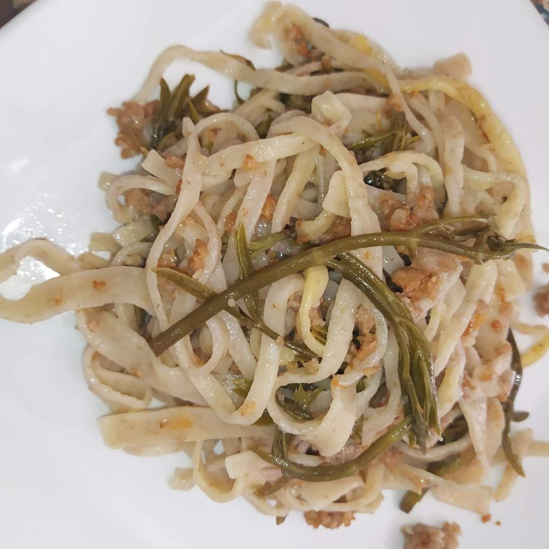 Le Conerelle fatte in casa con i Paccasassi, salsiccia artigianale e Varnelli 