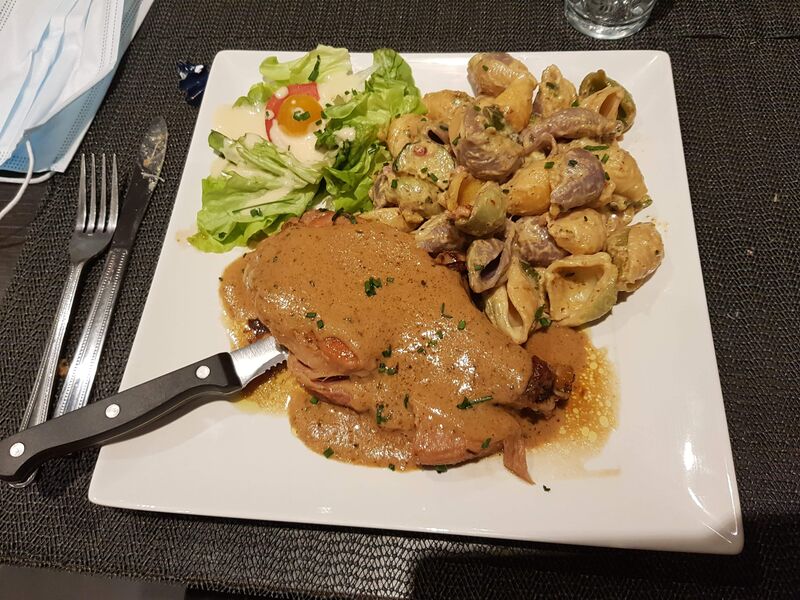 Plat signature: carré de porc moutarde au miel