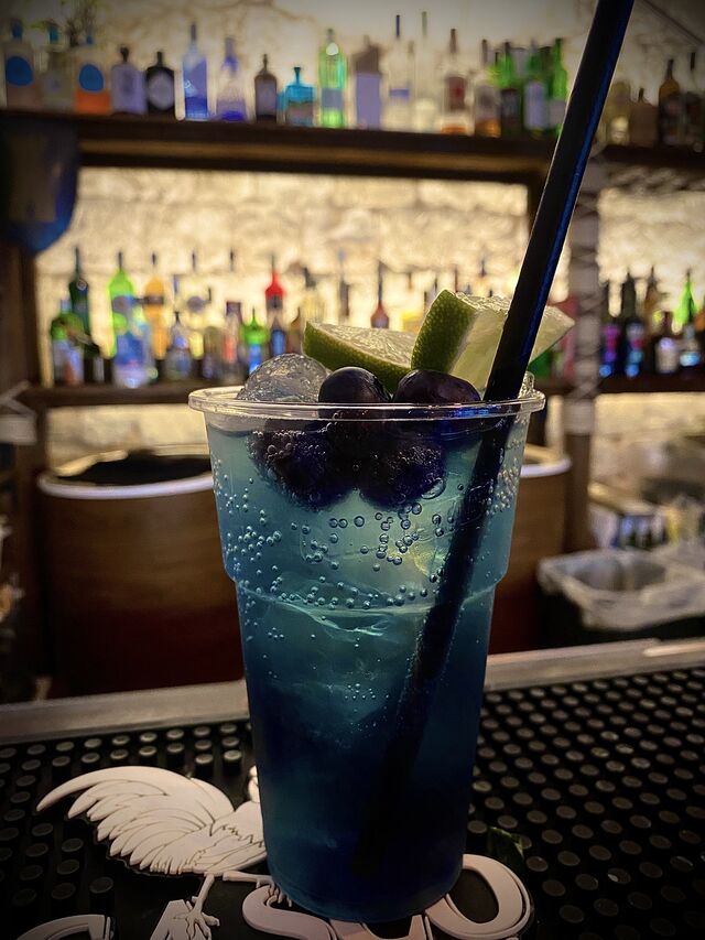 𝐵𝓁𝓊𝑒 𝑜𝓃 𝐵𝓁𝓊𝑒 (rivisitato)